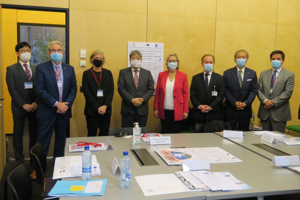 VIP Meeting: from left to right Daichi Harada (Science Counsellor, Mission of Japan), Patrick Vittet-Philippe (KUBEC), Prof. Caroline Pauwels (VUB Rector), H.E. Yasushi Masaki (Japanese Ambassador to the EU), Signe Ratso (Deputy Director-General, DG RTD), Pierrick Fillon (Head of Japan and ASEAN desks, DG RTD), Koh-ichi Masaki (Japan Management Association and BJA), Prof. Paulo Ferrão, Lisbon University)